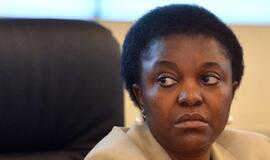 Italijos juodaodė ministrė vėl tapo rasistinio išpuolio taikiniu