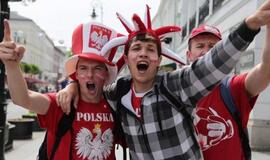 Lenkijos URM duomenimis, užsienyje gyvena daugiau kaip 18 milijonų lenkų