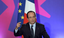 Nepaisant neramumų, Prancūzija neatšauks musulmonų šydų draudimo