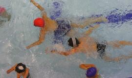 "Gintaro" baseine - plaukimo pamokos vaikams