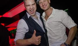 SEL koncerto "afterparty" - maudynės šampane