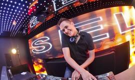 SEL koncerto "afterparty" - maudynės šampane