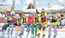 Rinktinės pasiplaukiojimas jachta