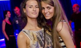 SEL koncerto "afterparty" - maudynės šampane