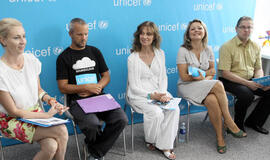 Į UNICEF misiją Tanzanijoje vyks Beata Nicholson ir Giedrius Savickas