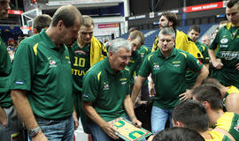 Lietuvos krepšininkai vargais negalais nugalėjo Suomijos komandą