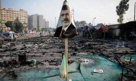 Mohammedo Mursio šalininkai nori naujų protestų, policijai leista naudoti ginklus