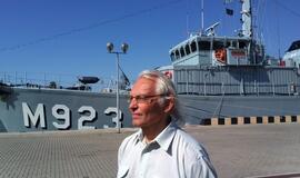 Robotai ir mokslininkai ieškos minų