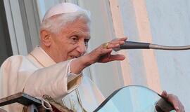 Popiežius Benediktas XVI atskleidė, kad jo pasitraukimą nulėmė Dievas