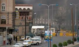 Jemenas: per teroro aktą prie karinės bazės žuvo apie 40 žmonių