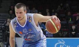 "Neptūnas" nusileido "Lietuvos rytui"