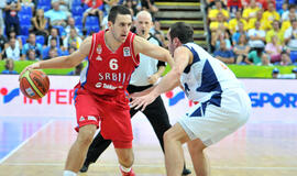 Serbijos ir Italijos krepšininkai iškovojo antrąsias pergales