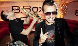 Dvi šokių mokyklos susitiks "Mosquito" vakarėlyje