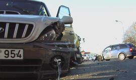 Per avariją visureigis liko be rato