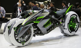 Japonijos sostinėje prasideda "Tokyo Motor Show 2013" paroda