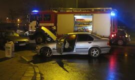 Ką tik nupirkta BMW "kregždė" naktį pakilo į orą