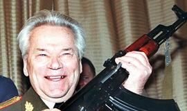 Legendinio automato "AK-47" kūrėjas Michailas Kalašnikovas paguldytas į ligoninę