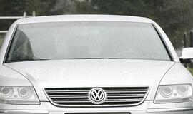 Pavesta išsiaiškinti, ar Aplinkos ministerijai pasiūlyto automobilio kaina ne per didelė