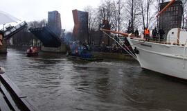 Burlaivio "Meridianas" sugrįžimas