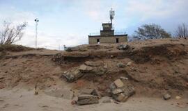 Baltijos jūra graužia Melnragės krantus