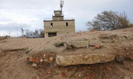 Baltijos jūra graužia Melnragės krantus