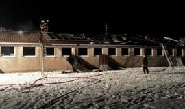 Klaipėdos rajone degė "Senex" pastatas