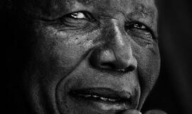 Nelsonas Mandela: "Ne taip jau ir sunku pakeisti visuomenę - sunku pakeisti save"