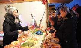 Kalėdiniai renginiai Teatro aikštėje