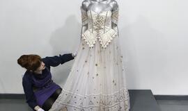 Princesės Dianos suknelė aukcione parduota už 102 000 svarų