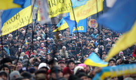 Ukrainos prezidentas pasirašė įstatymą, atleidžiantį nuo atsakomybės sulaikytus protestuotojus