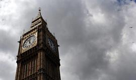 Britų išlaikytiniu tapti nesunku