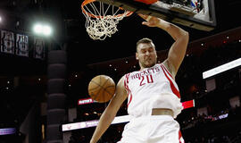 Donatas Motiejūnas vėl siunčiamas į antrinę NBA lygą