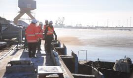 SGD terminalo kapsulės įkasimo ceremonija