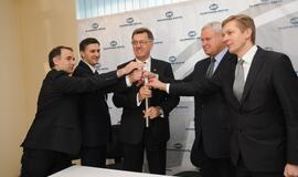 SGD terminalo kapsulės įkasimo ceremonija