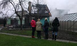 Sudegė gyvenamasis namas Šernų soduose