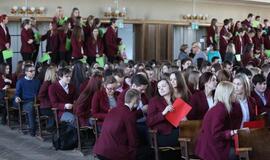 Vytauto Didžiojo gimnazijoje - gyva trispalvė