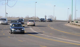 Pilies tiltas uždaromas naktį į šeštadienį