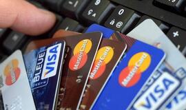 "VISA" ir "MasterCard" nebeaptarnauja Rusijos banko "Rossija" klientų