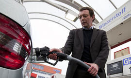 Ateities automobiliai: ar vandenilis įveiks elektrą (II)