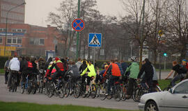 Dviratininkai nenori būti velykiniais margučiais