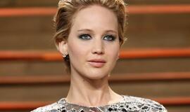 Dženifer Lorens gerbėja išleido 25000 dolerių, kad taptų panaši į aktorę