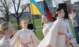 Sąjūdžio parke pasodinti ąžuoliukai