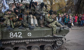 Ukrainos armija patvirtino netekusi šešių šarvuočių