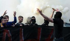 Ukrainos prezidentas: padėtis nekontroliuojama, armijai paskelbta kovinė parengtis