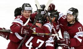Latvijos ledo ritulininkai pasaulio čempionate parklupdė suomius