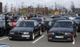 BMW gerbėjai rinkosi pajūryje