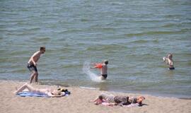 Klaipėdos paplūdimiuose - jau vasara