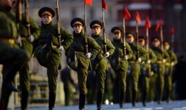 Rusija: pareigūnams rekomenduojama nevykti į 108 šalis