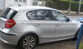 Sukčiai pardavinėjo neegzistuojančius automobilius