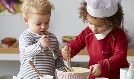 Vienas virtuvėje, arba kaip išmokyti vaikus gaminti